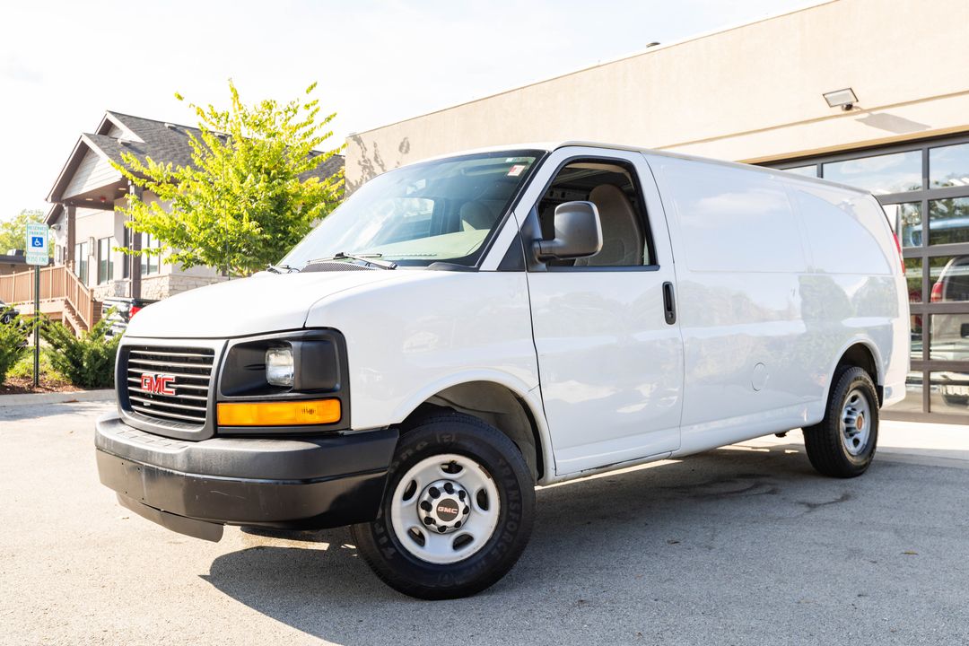 2013 GMC Savana