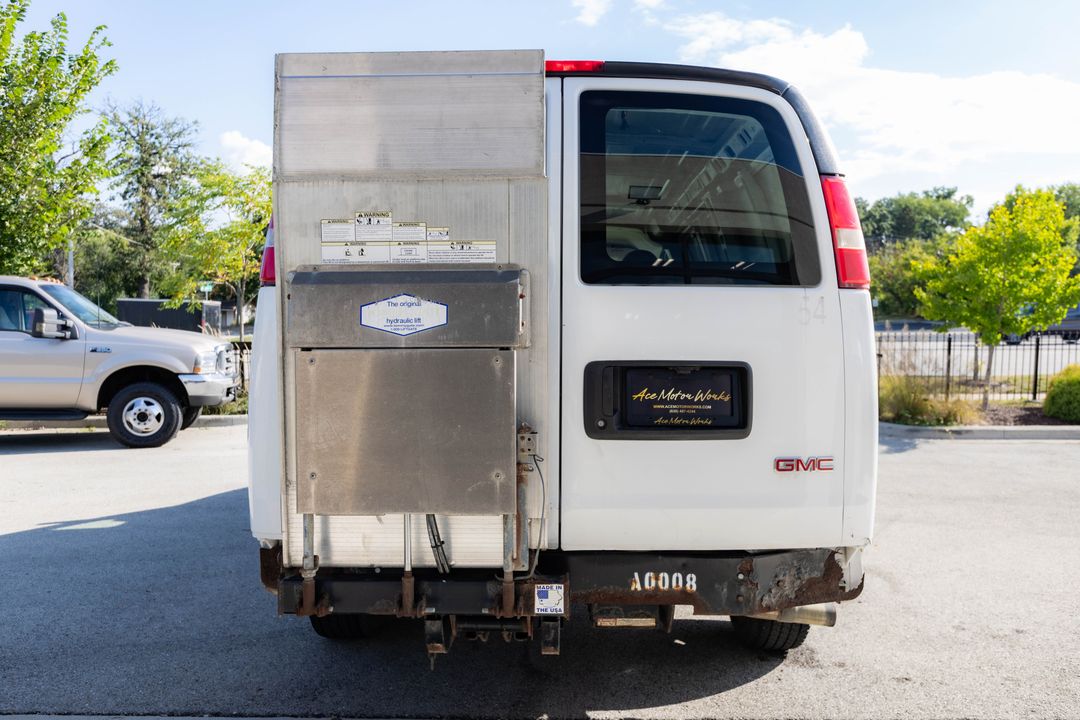2013 GMC Savana
