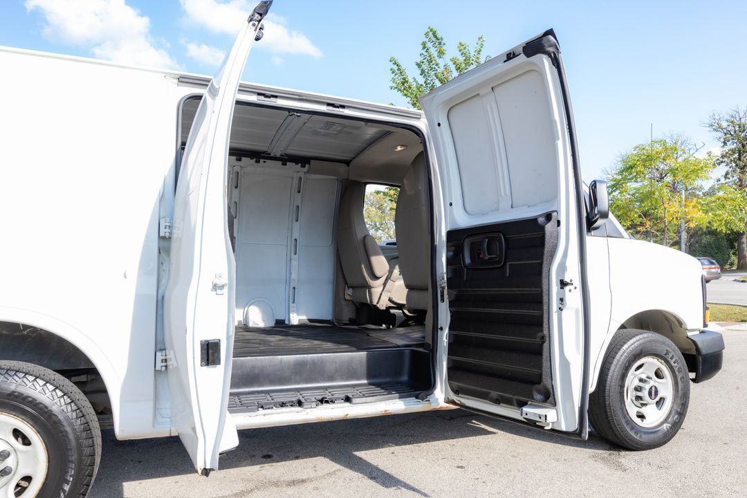2013 GMC Savana