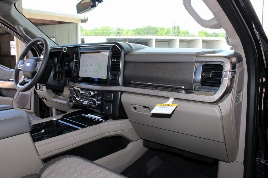2025 Ford F-450SD