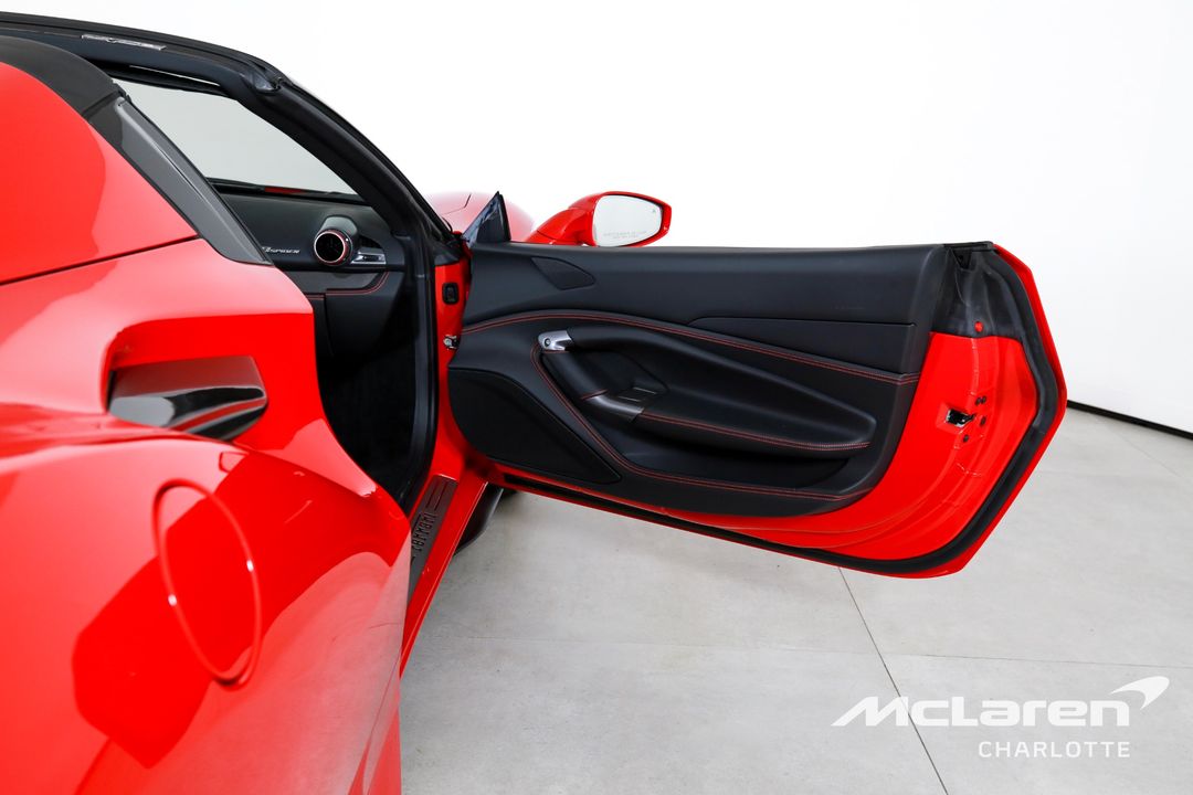 2022 Ferrari F8 Spider