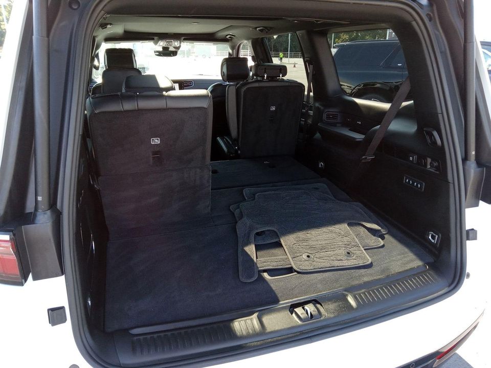 2023 Jeep Wagoneer