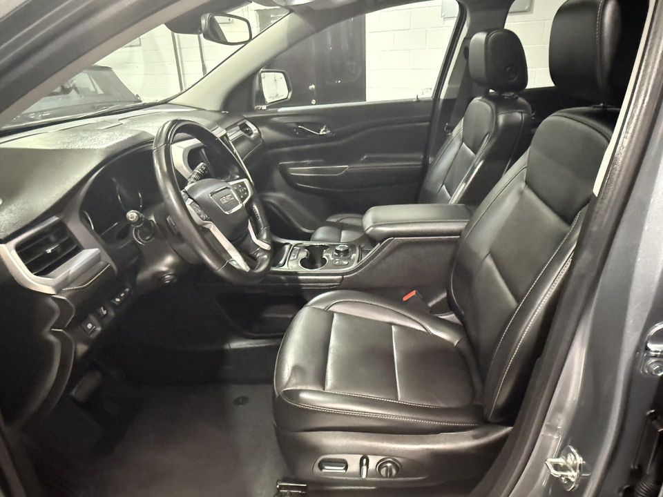 2022 GMC Acadia