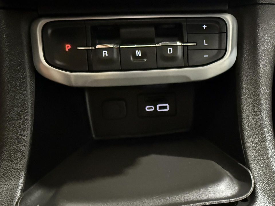 2022 GMC Acadia