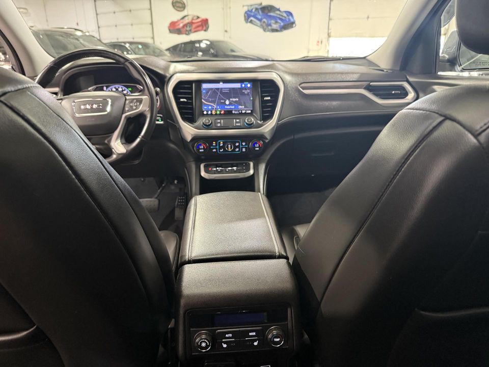 2022 GMC Acadia