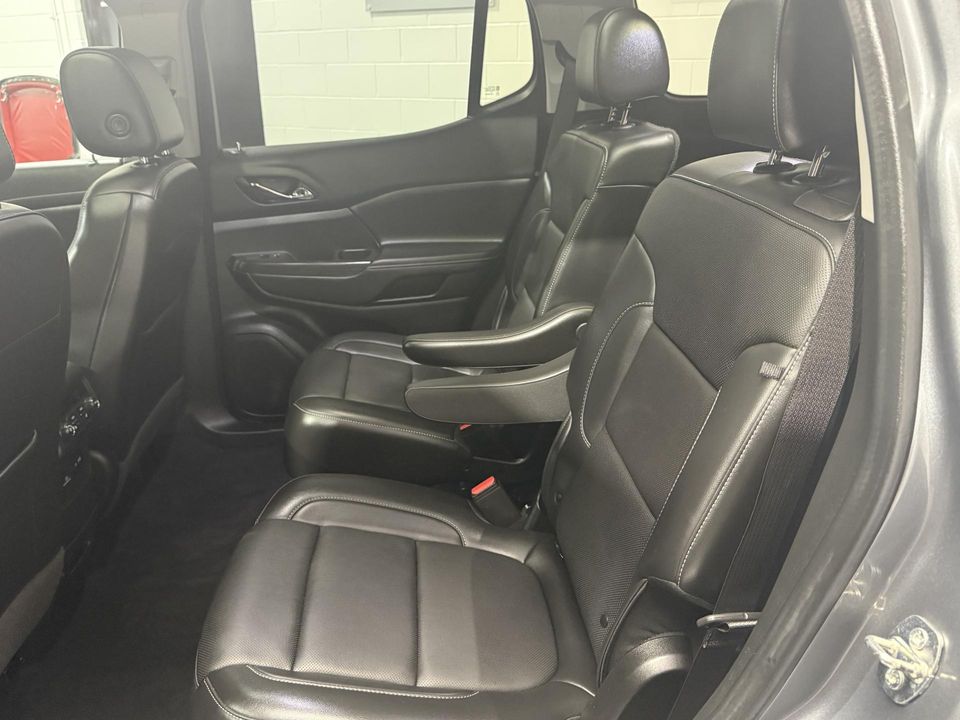 2022 GMC Acadia
