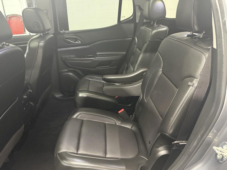 2022 GMC Acadia