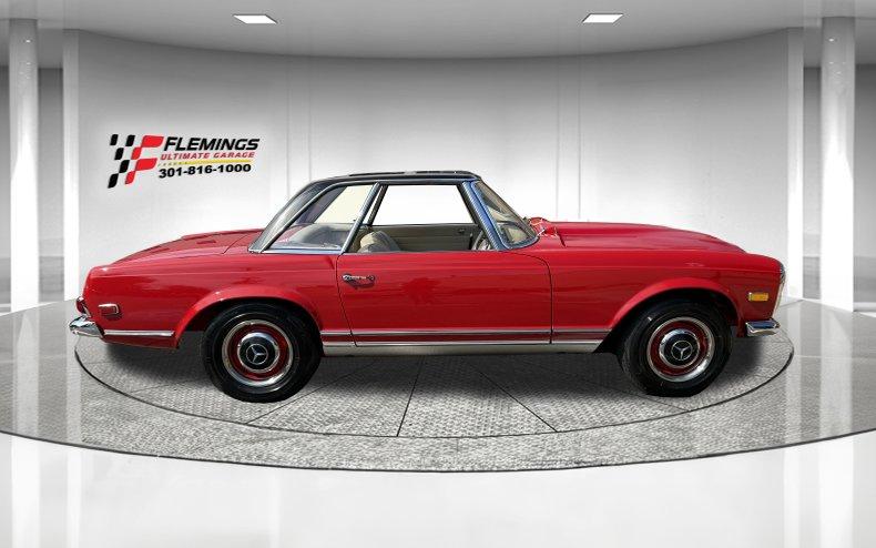 1966 Mercedes-Benz 230 SL Roadster