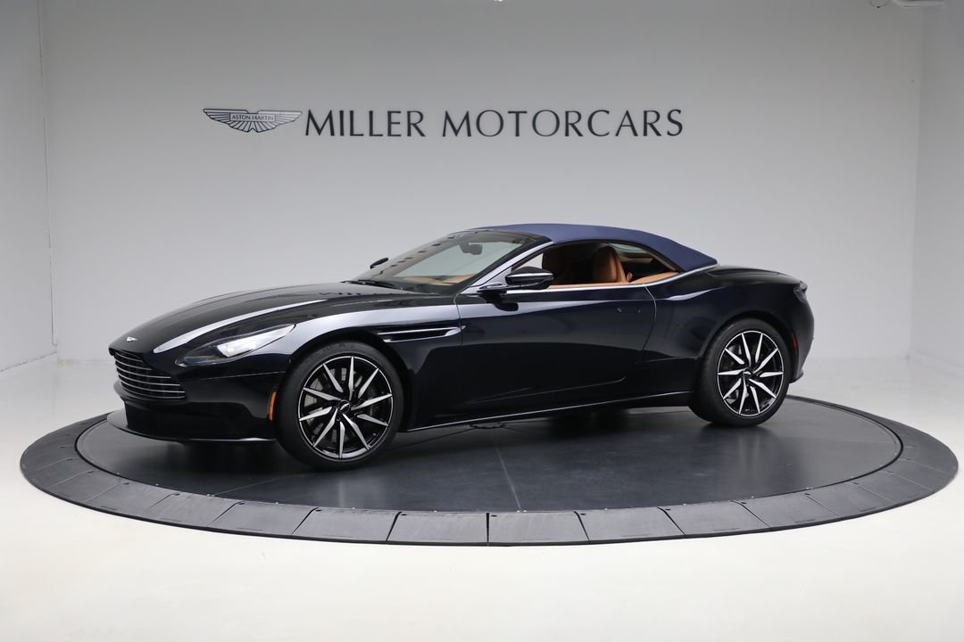 2022 Aston Martin DB11