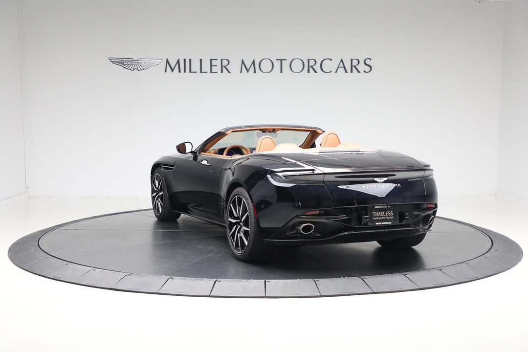 2022 Aston Martin DB11