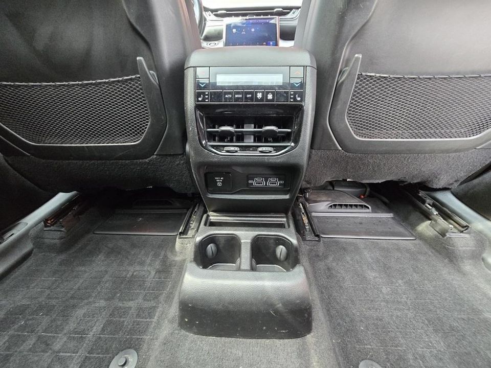 2022 Jeep Grand Cherokee L