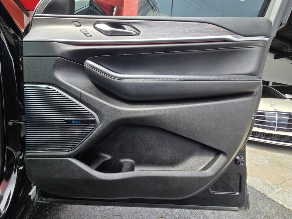 2022 Jeep Grand Cherokee L