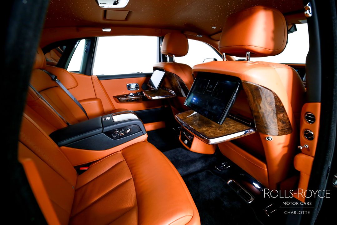 2018 Rolls-Royce Phantom