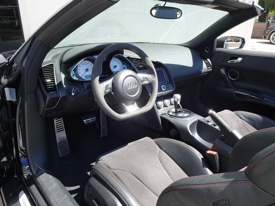 2012 Audi R8
