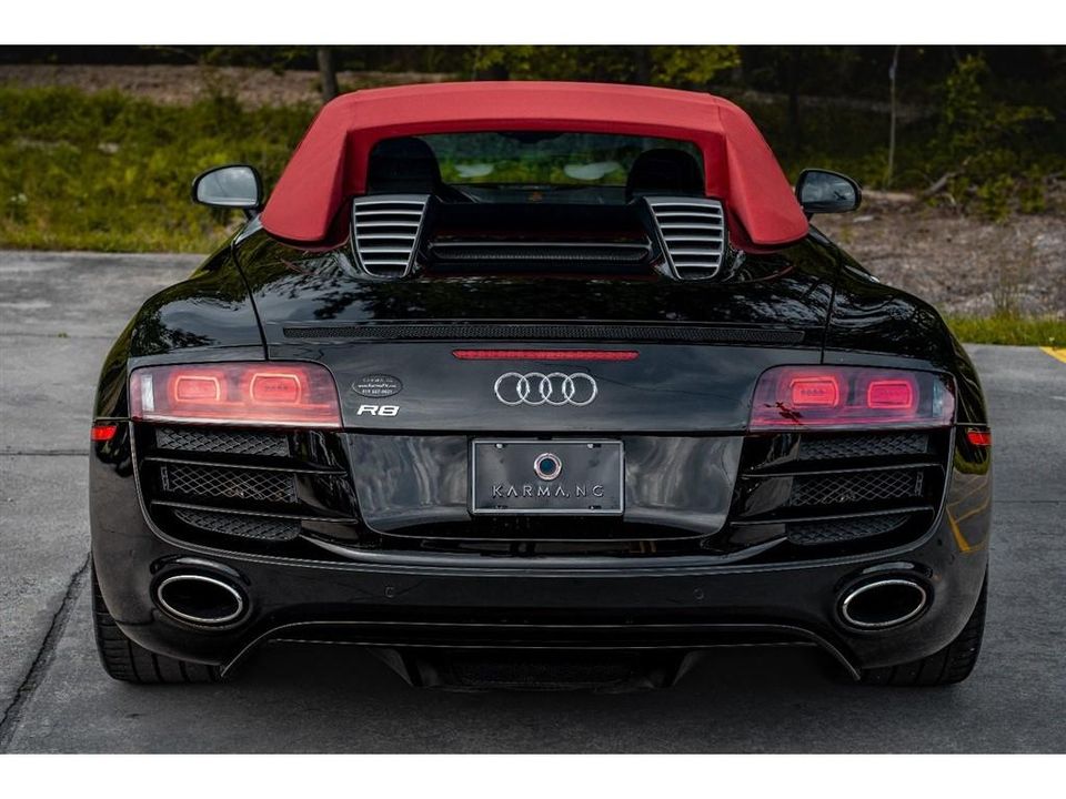 2011 Audi R8