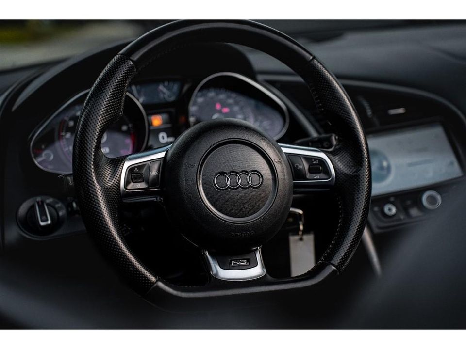 2011 Audi R8