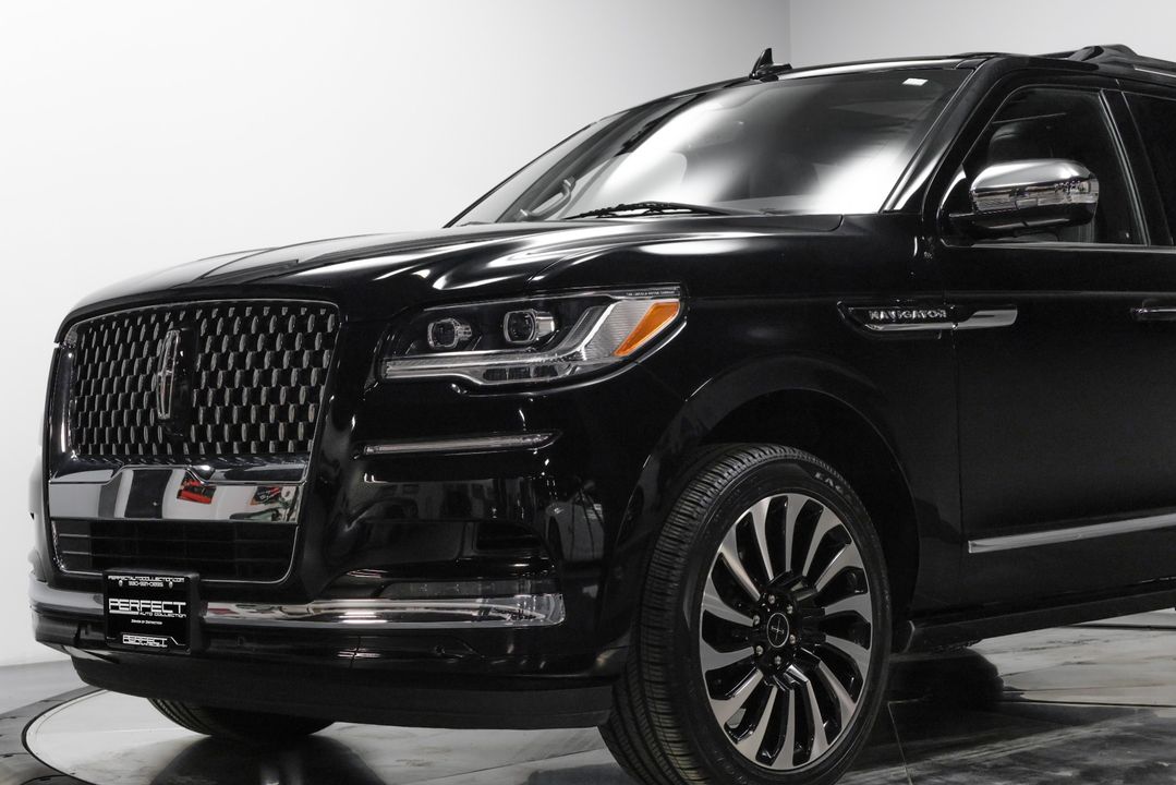 2022 Lincoln Navigator