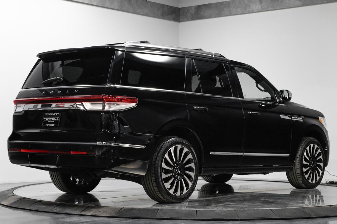 2022 Lincoln Navigator