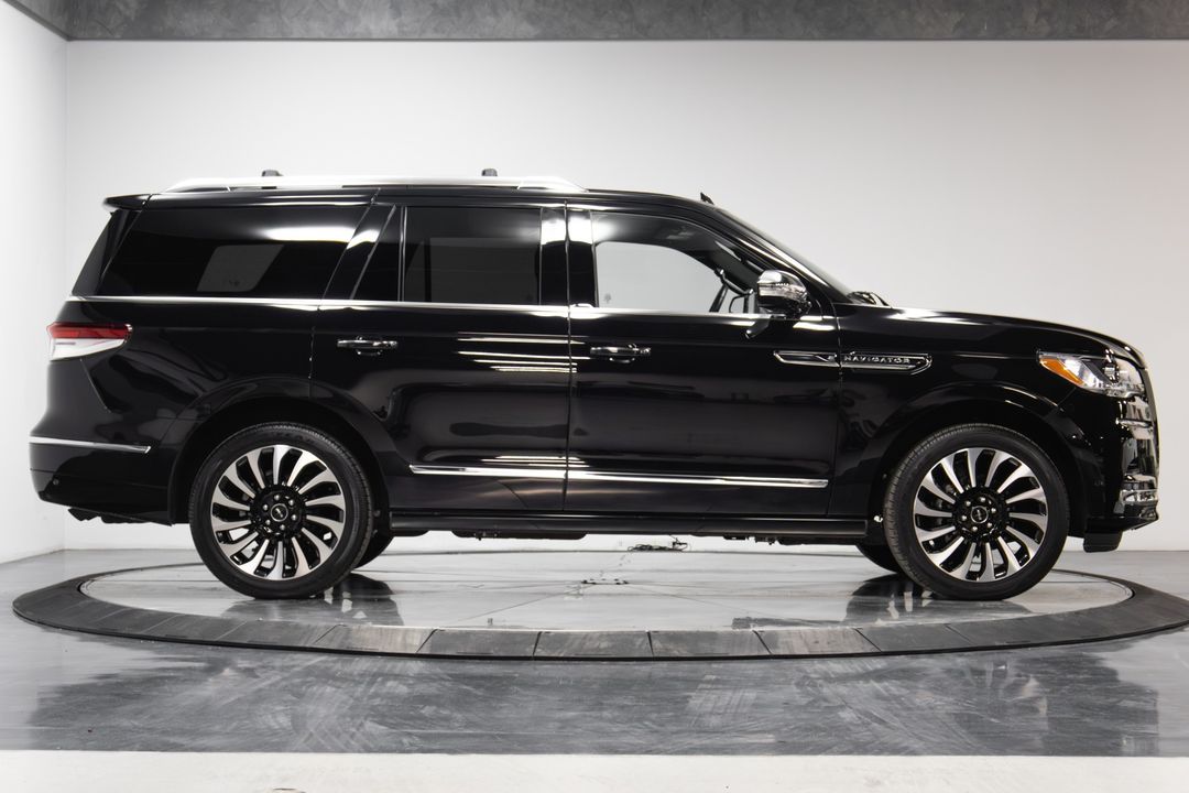 2022 Lincoln Navigator