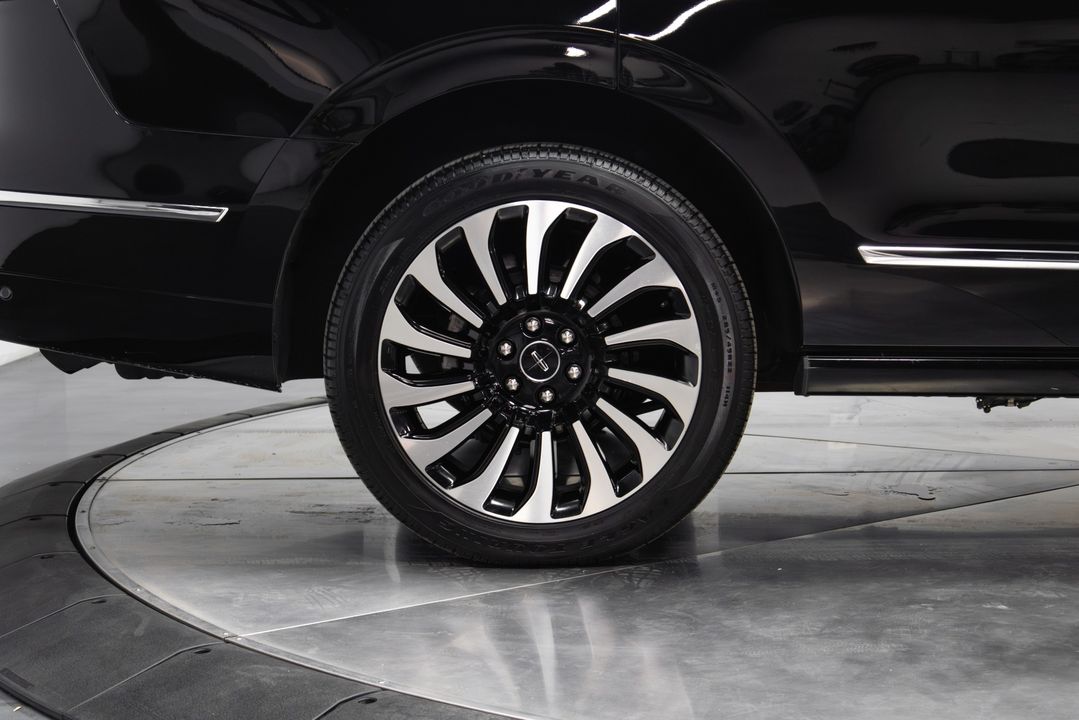 2022 Lincoln Navigator