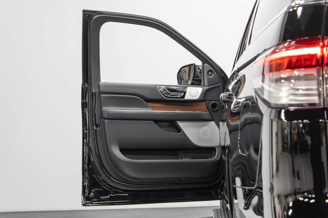 2022 Lincoln Navigator