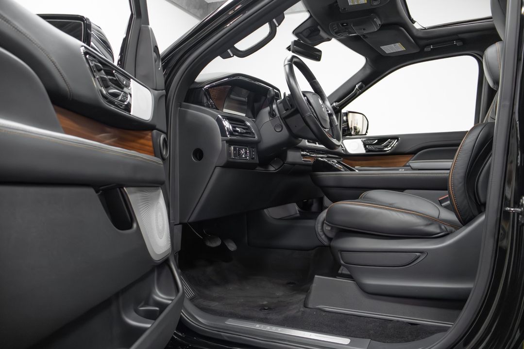 2022 Lincoln Navigator