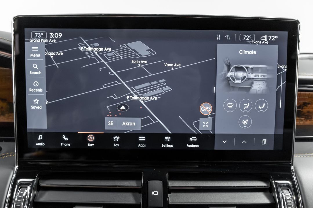 2022 Lincoln Navigator