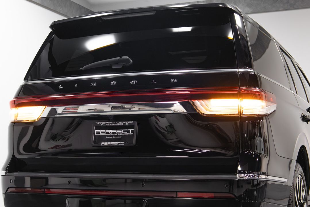 2022 Lincoln Navigator