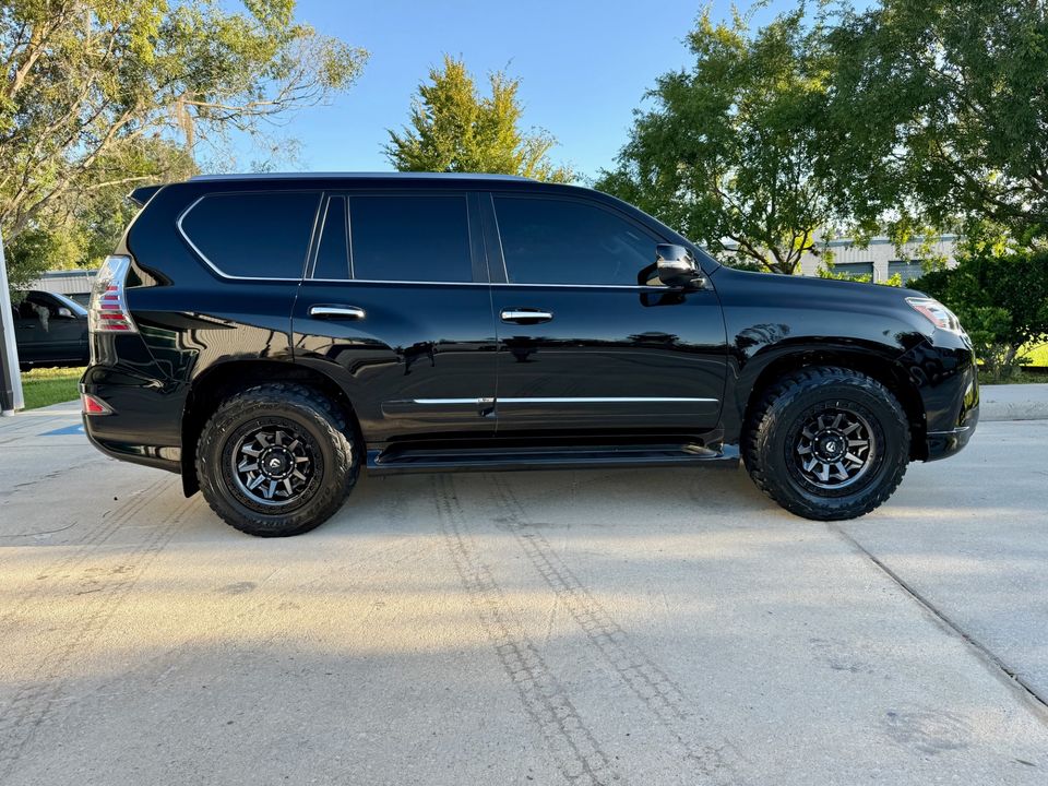 2014 Lexus GX 460 VERY CLEAN