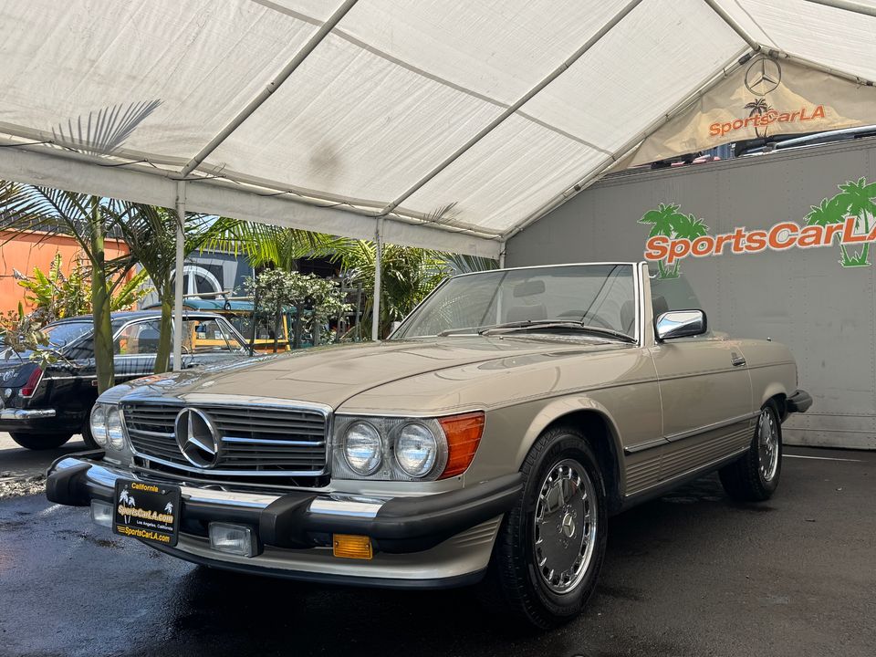 1988 Mercedes-Benz 560-Class