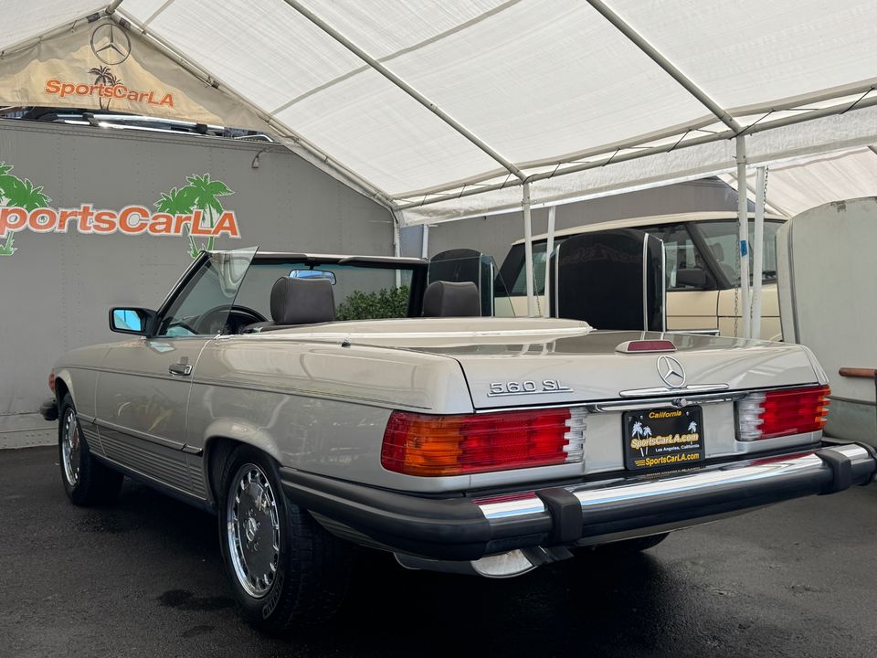 1988 Mercedes-Benz 560-Class