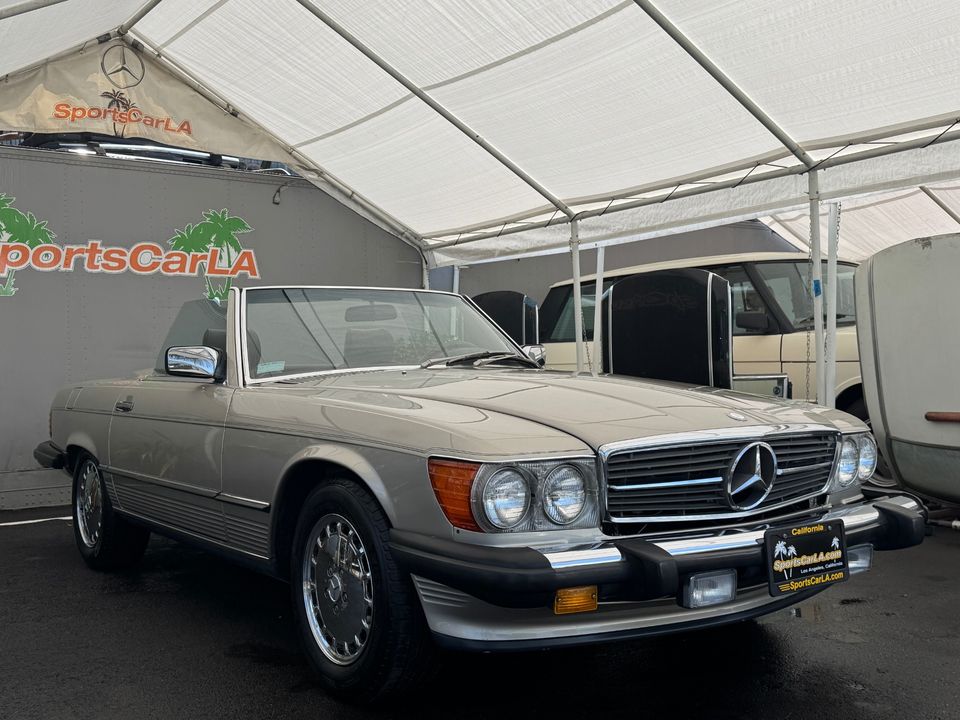1988 Mercedes-Benz 560-Class