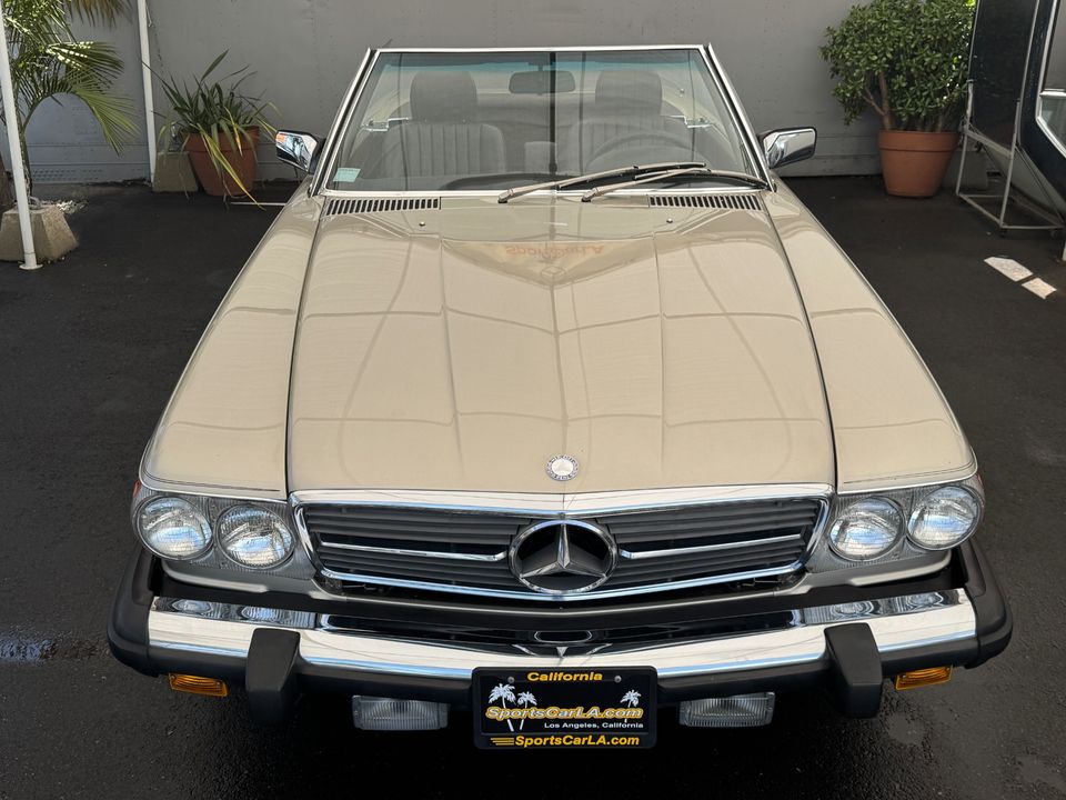 1988 Mercedes-Benz 560-Class