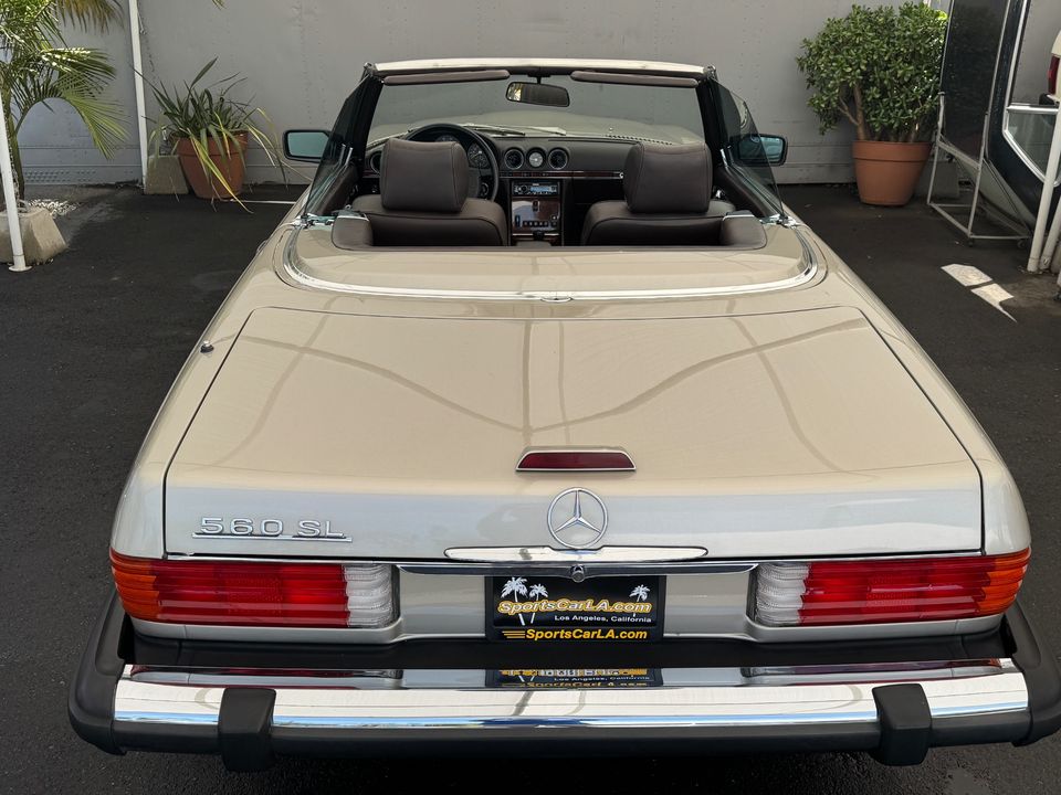 1988 Mercedes-Benz 560-Class