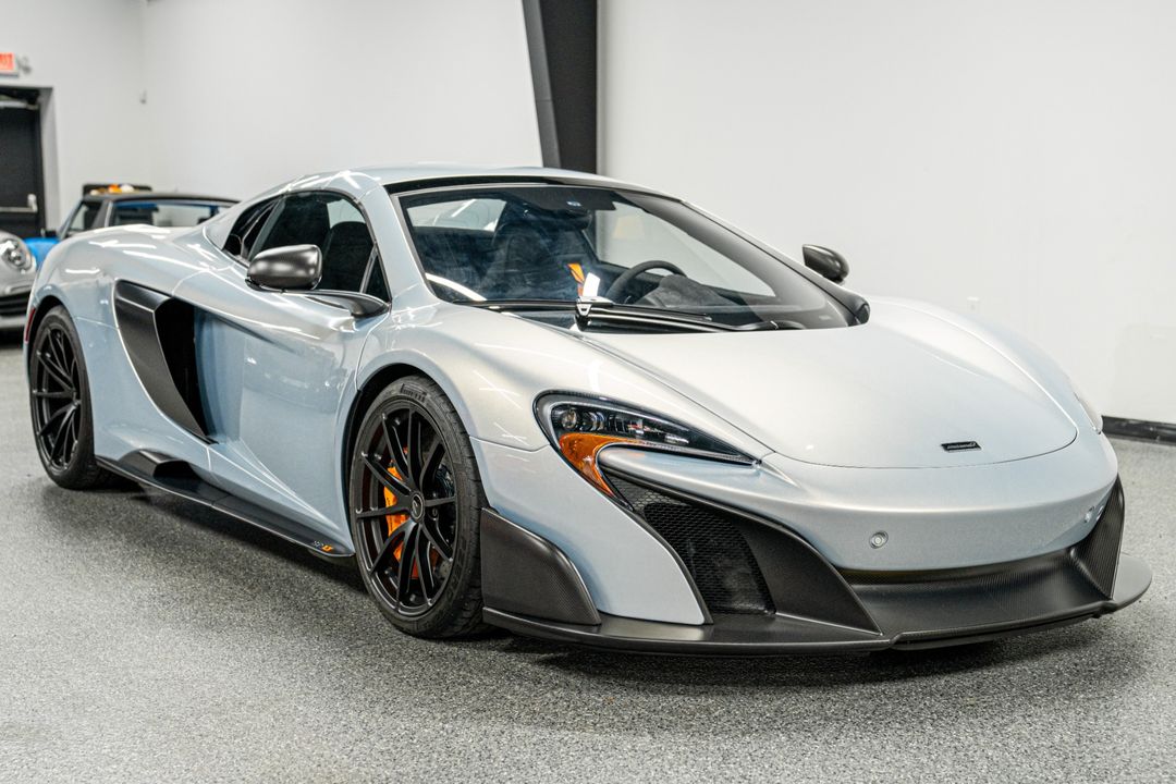 2016 McLaren 675LT