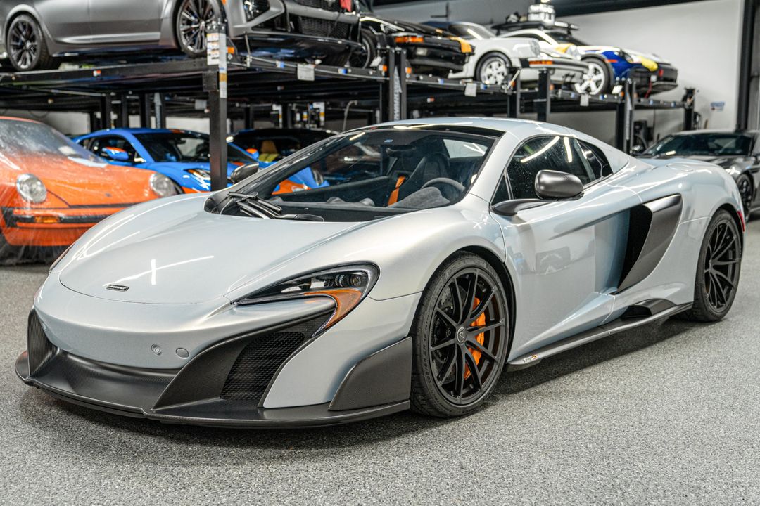 2016 McLaren 675LT