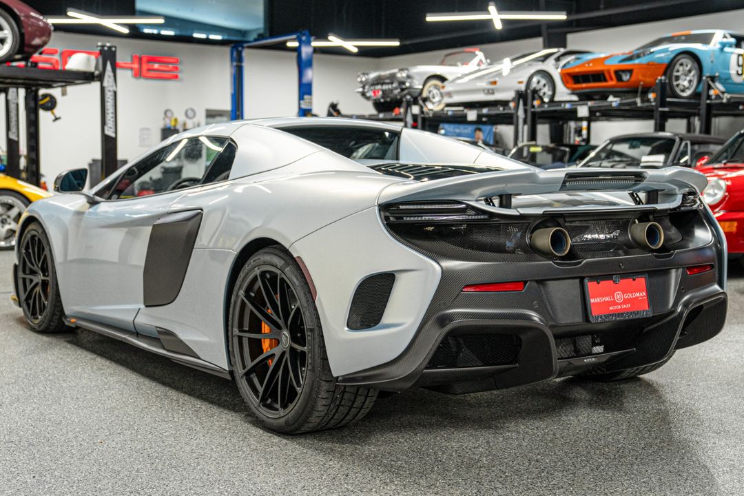 2016 McLaren 675LT