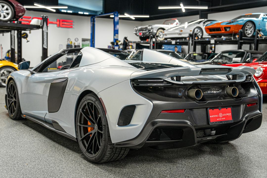 2016 McLaren 675LT