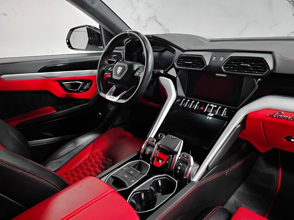 2019 Lamborghini Urus