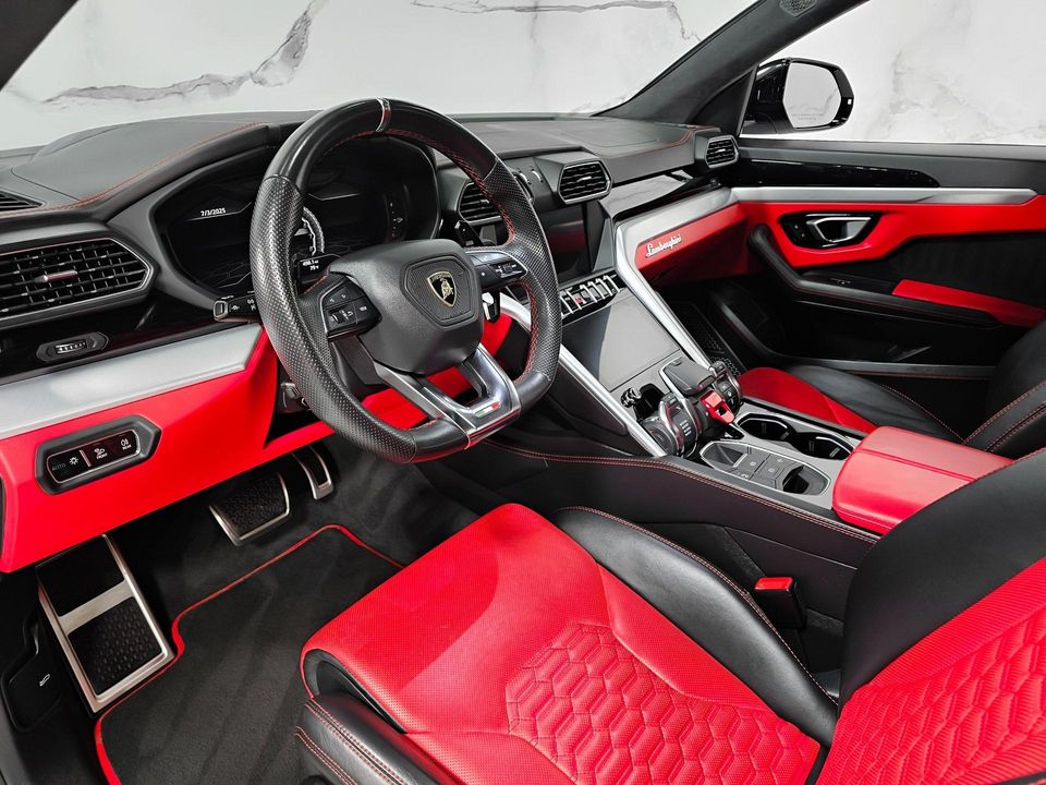 2019 Lamborghini Urus