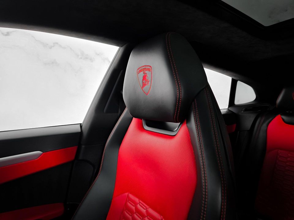 2019 Lamborghini Urus