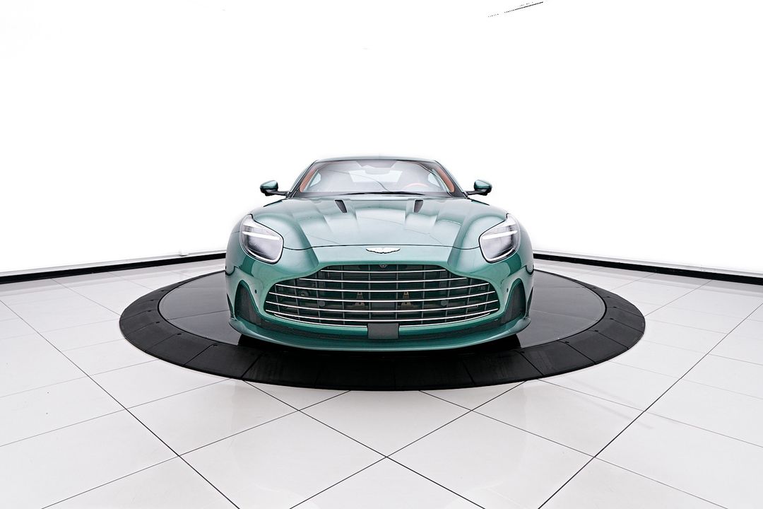 2024 Aston Martin DB12