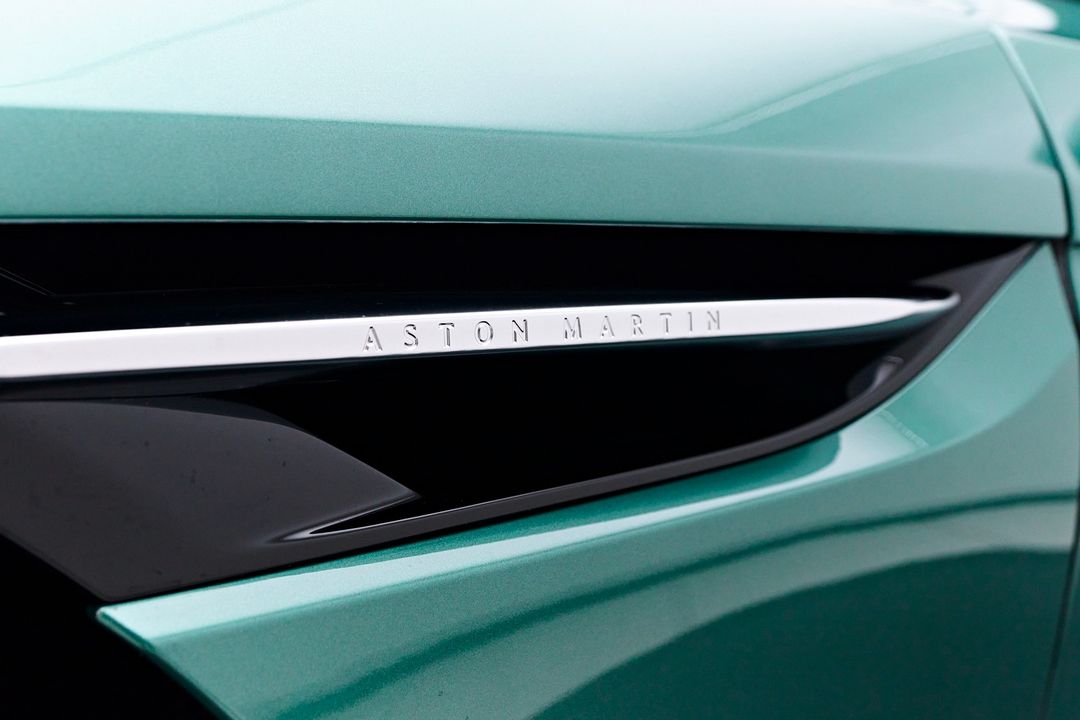 2024 Aston Martin DB12