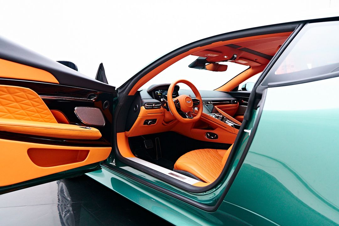 2024 Aston Martin DB12