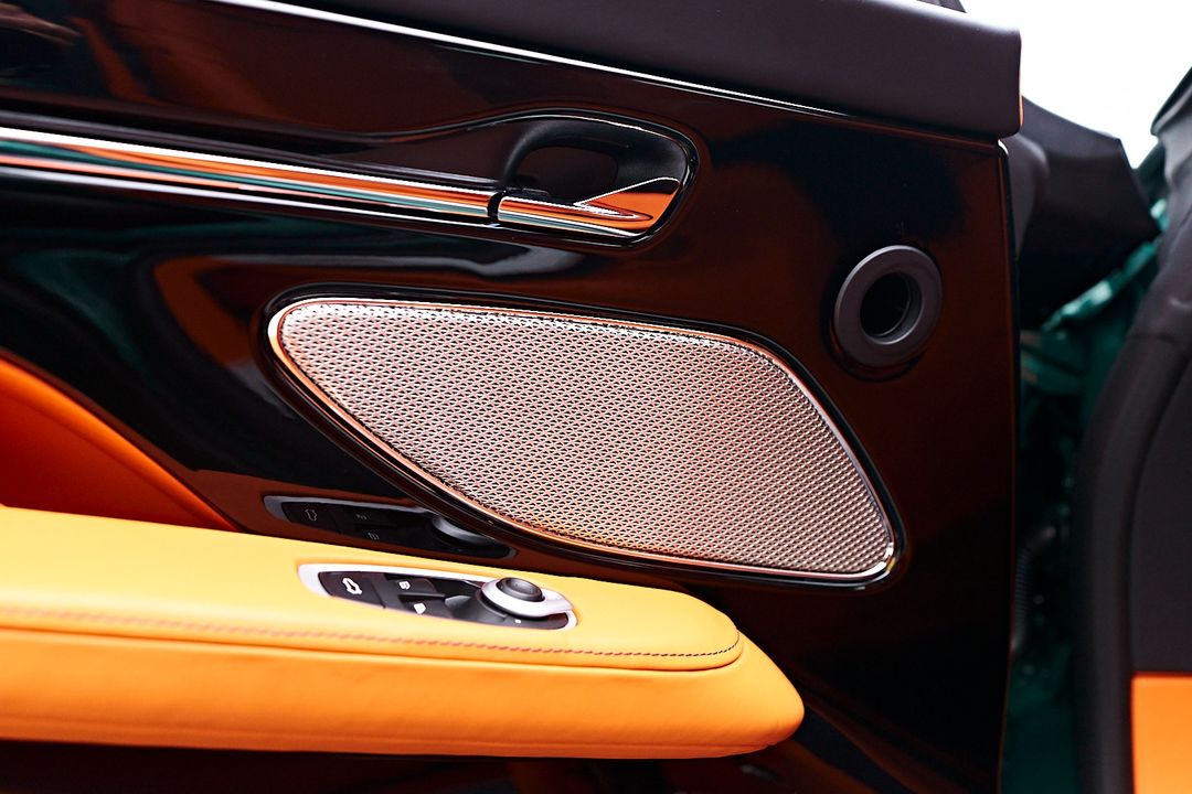 2024 Aston Martin DB12