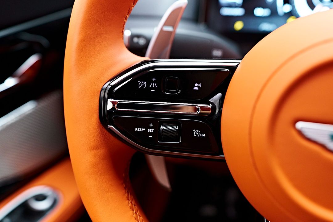 2024 Aston Martin DB12