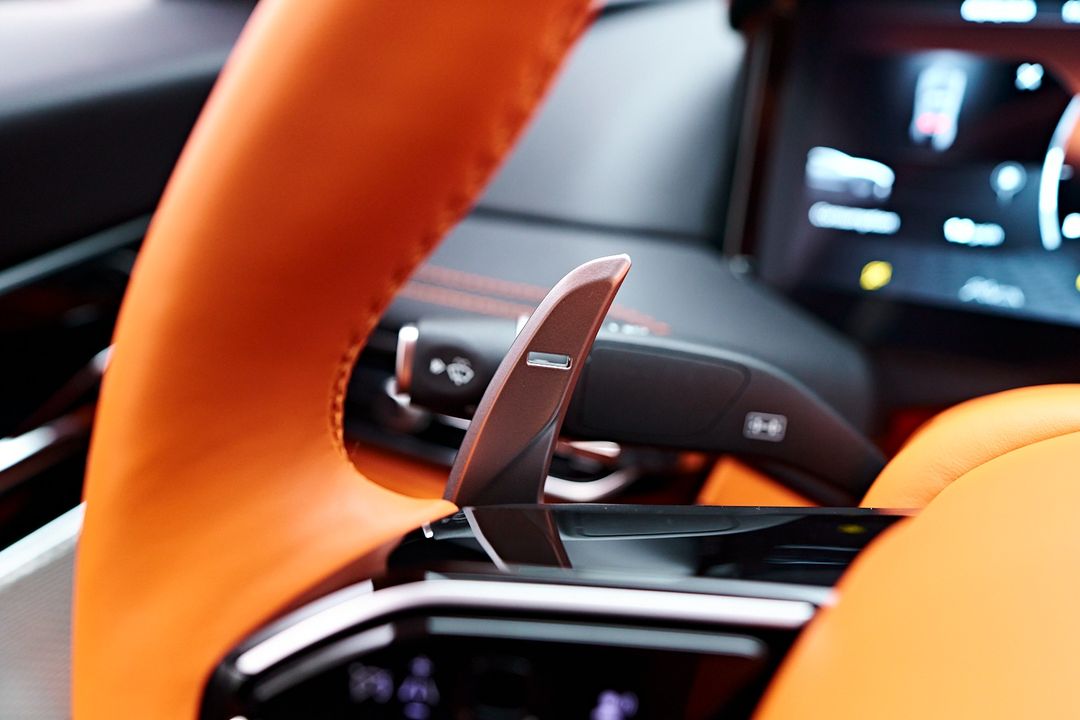 2024 Aston Martin DB12