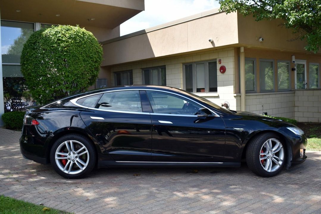 2014 Tesla Model S