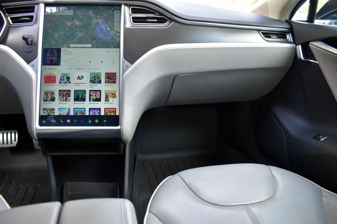 2014 Tesla Model S