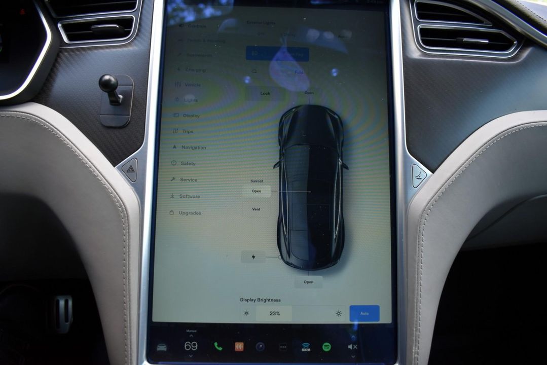 2014 Tesla Model S
